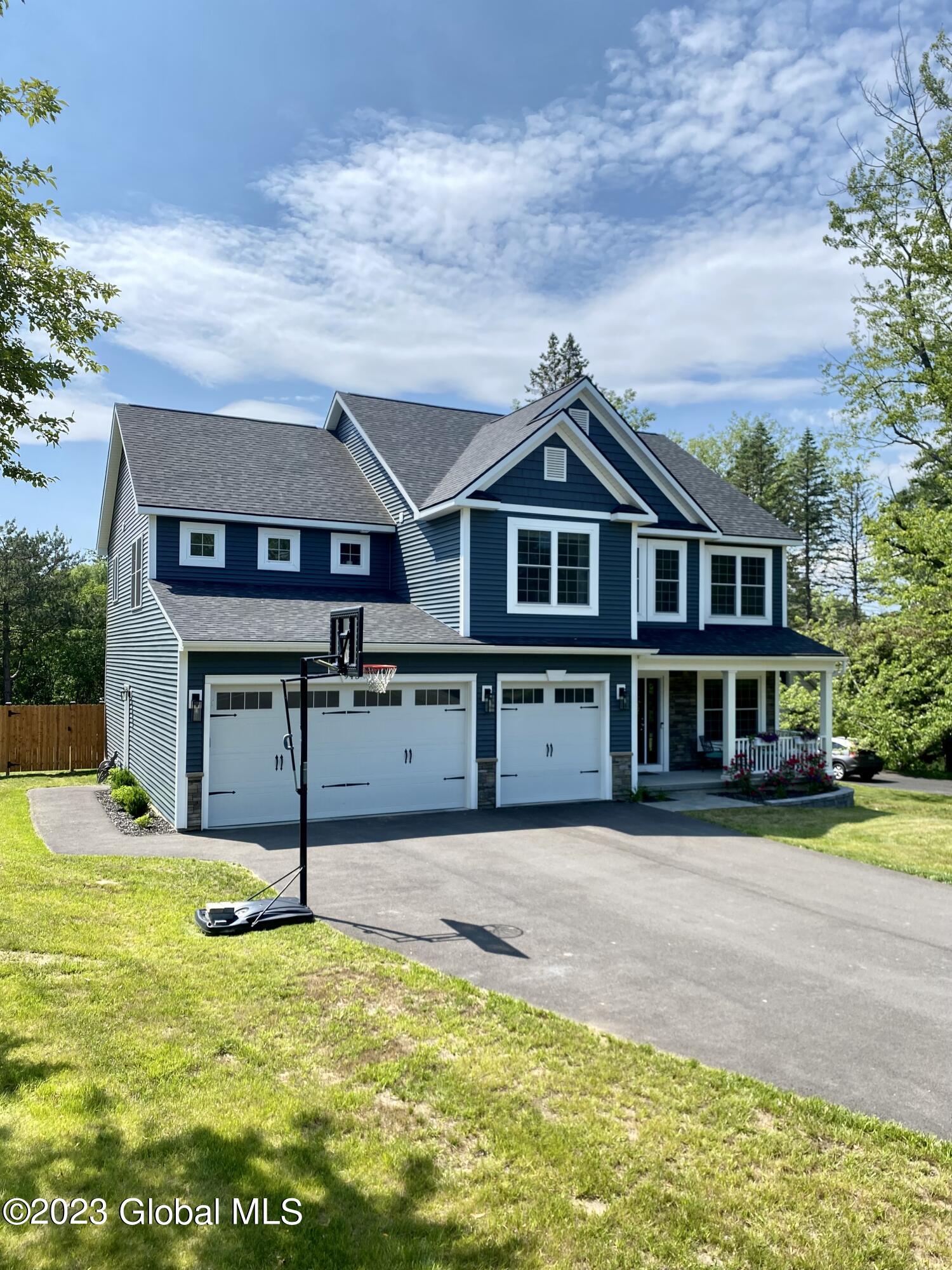 943 Pearse Road Niskayuna, NY 12309 - Photo 47 of 48 47