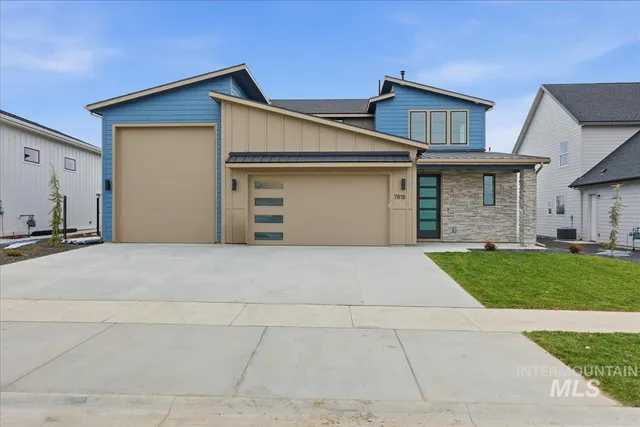 $935,000 | 7818 West Flathead Lk Street, Eagle, ID 83616