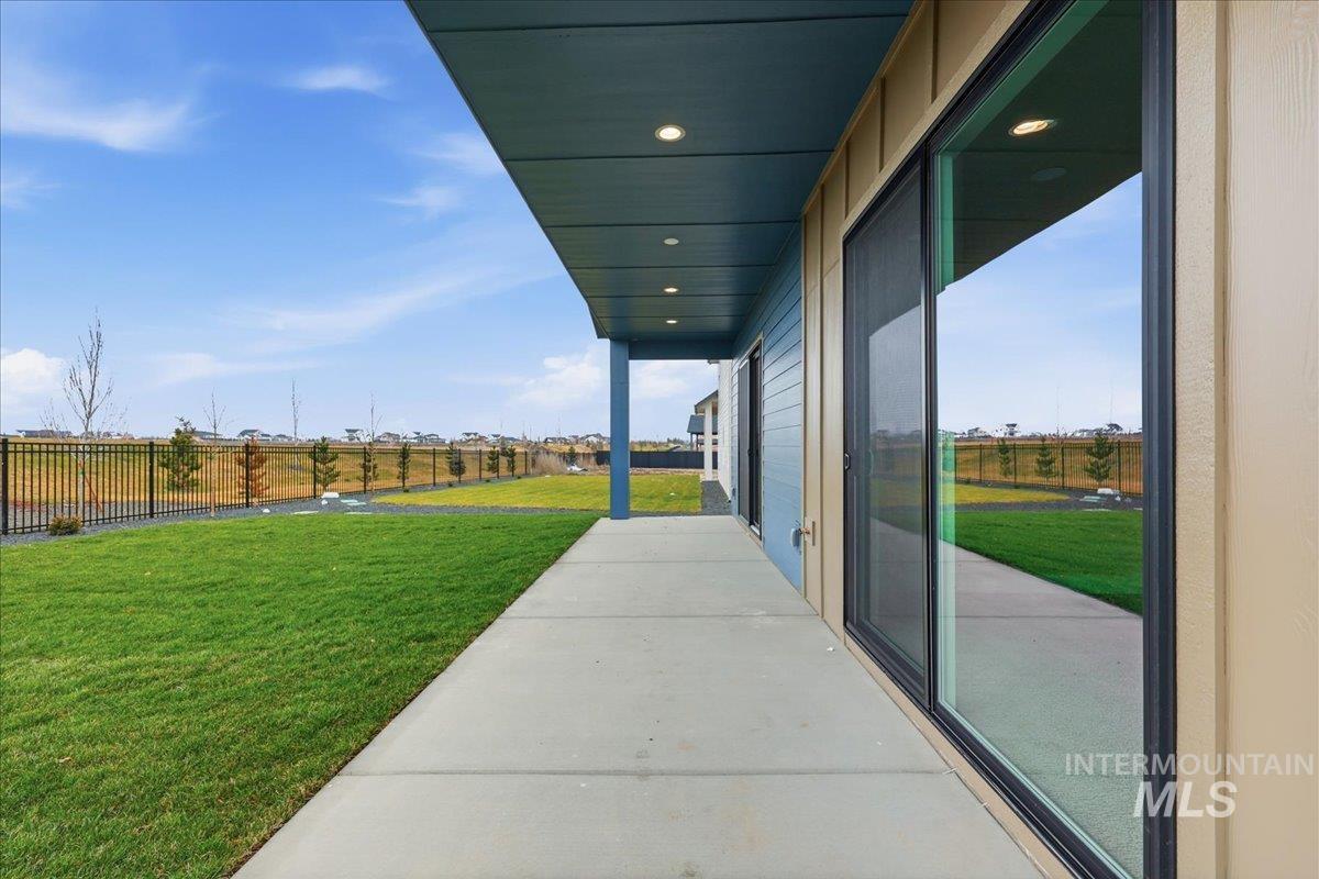 7818 West Flathead Lk Street Eagle, ID 83616 - Photo 38 of 39