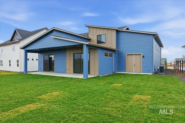 $935,000 | 7818 West Flathead Lk Street, Eagle, ID 83616