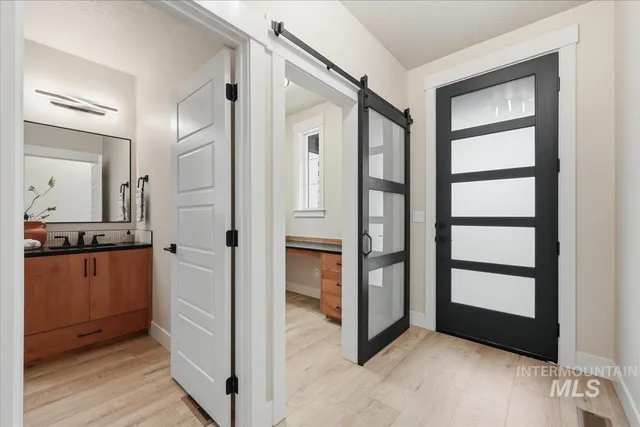 $935,000 | 7818 West Flathead Lk Street, Eagle, ID 83616