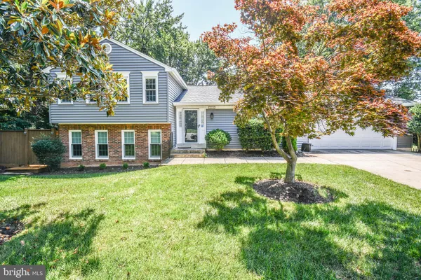 $4,950 | 2511 Fallsmere Court, Falls Church, VA 22043