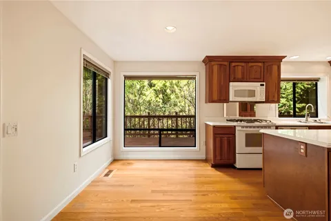 $1,149,995 | 3514 208th Place Northeast, Sammamish, WA 98074