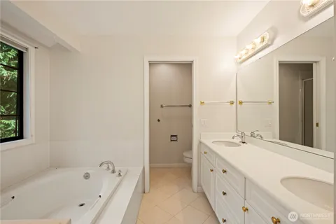 $1,149,995 | 3514 208th Place Northeast, Sammamish, WA 98074