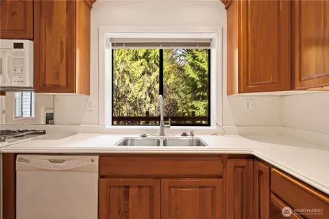 $1,149,995 | 3514 208th Place Northeast, Sammamish, WA 98074