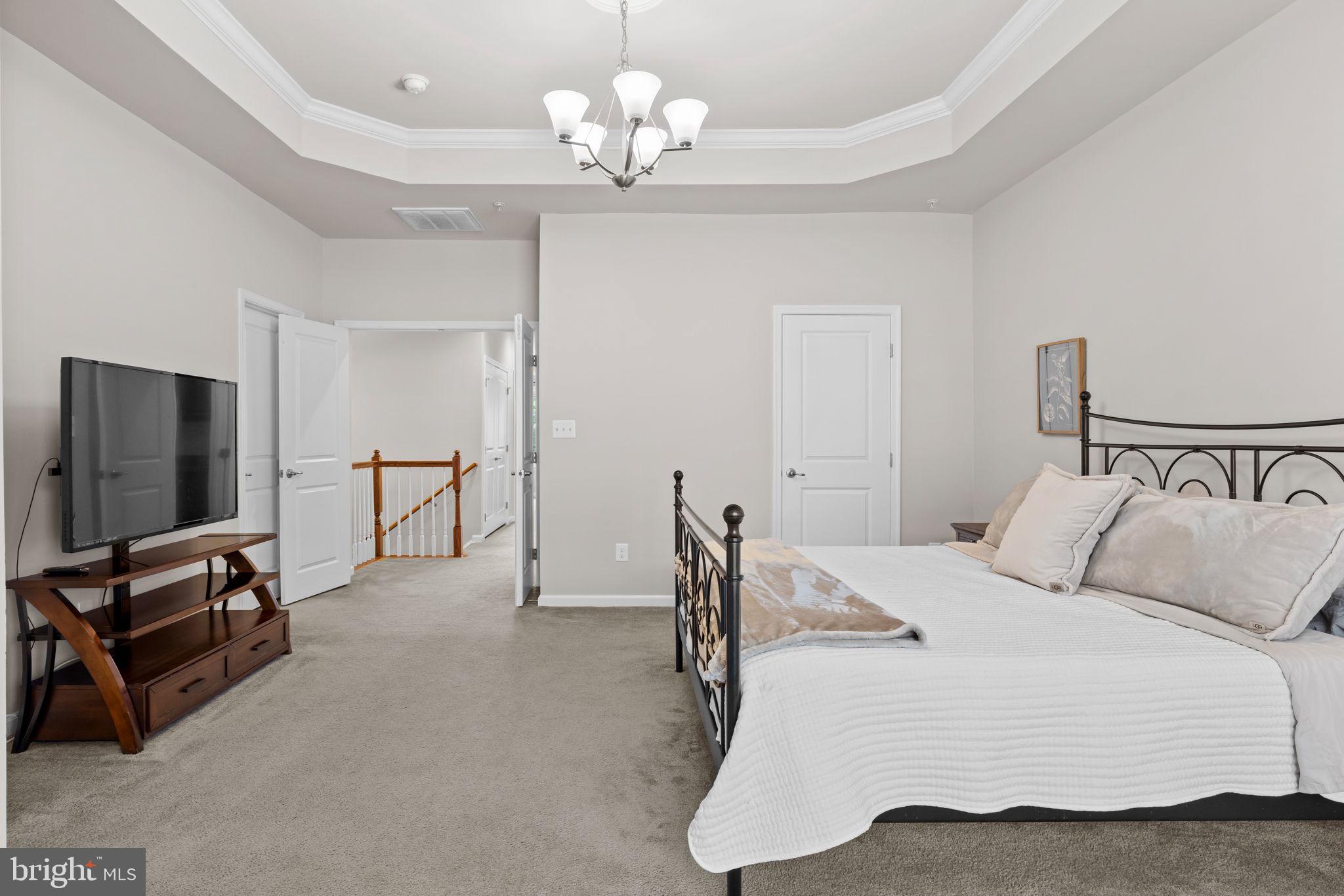 25920 Racing Sun Drive Aldie, VA 20105 - Photo 15 of 33 Two closet spaces