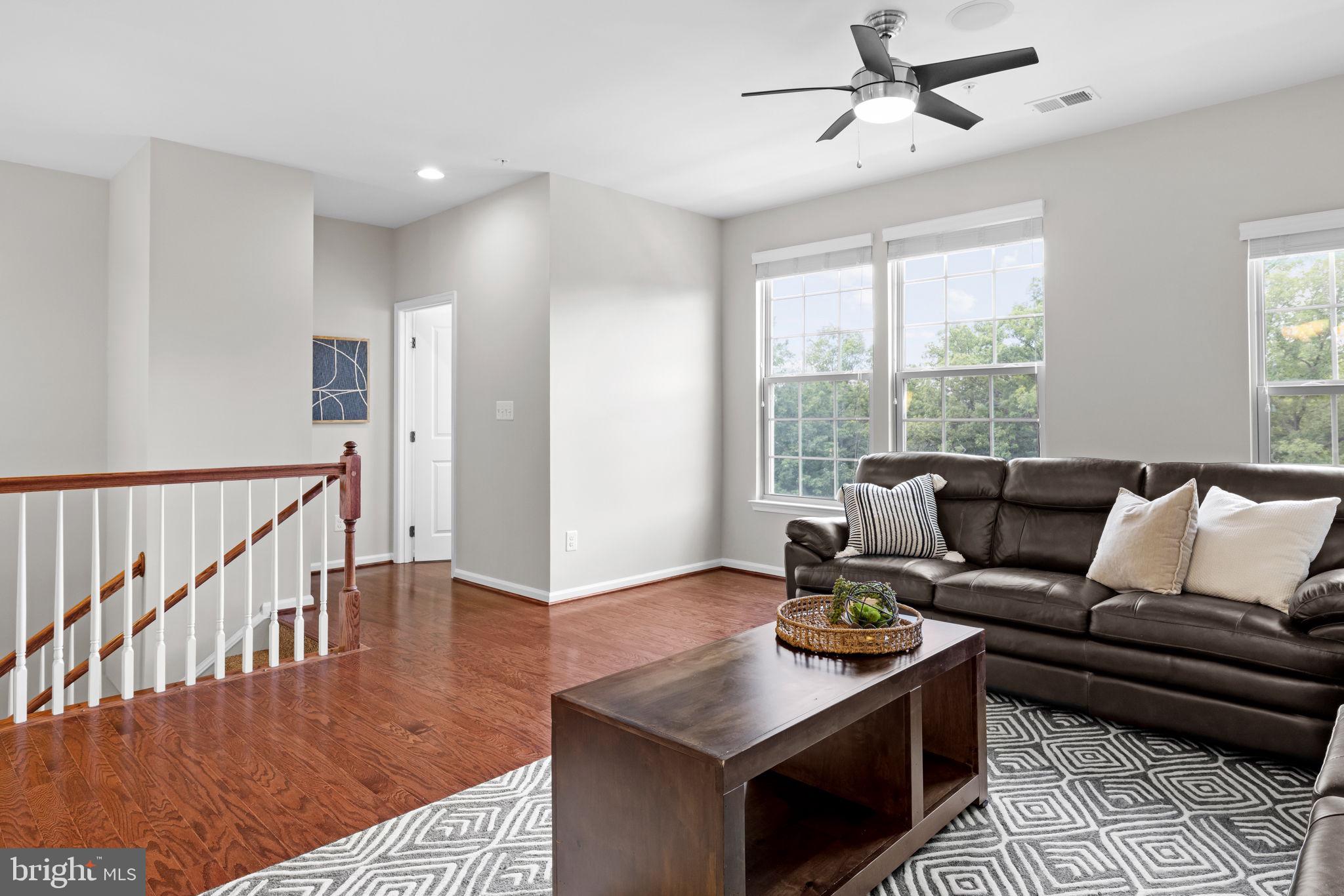 25920 Racing Sun Drive Aldie, VA 20105 - Photo 23 of 33