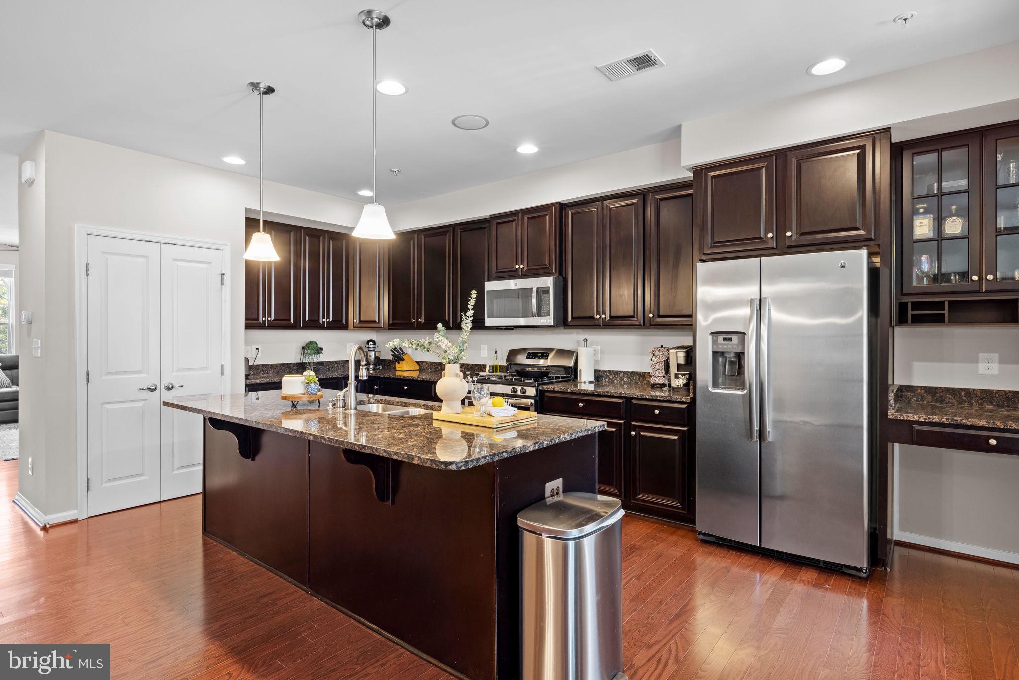 25920 Racing Sun Drive Aldie, VA 20105 - Photo 7 of 33