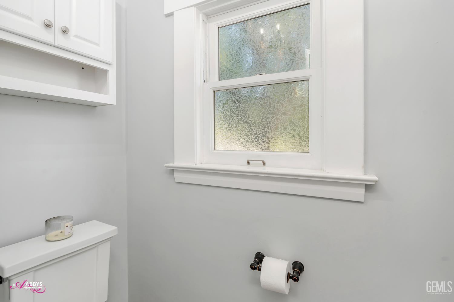 Undisclosed Address Bakersfield, CA 93301 - Photo 16 of 58 a bathroom with a window