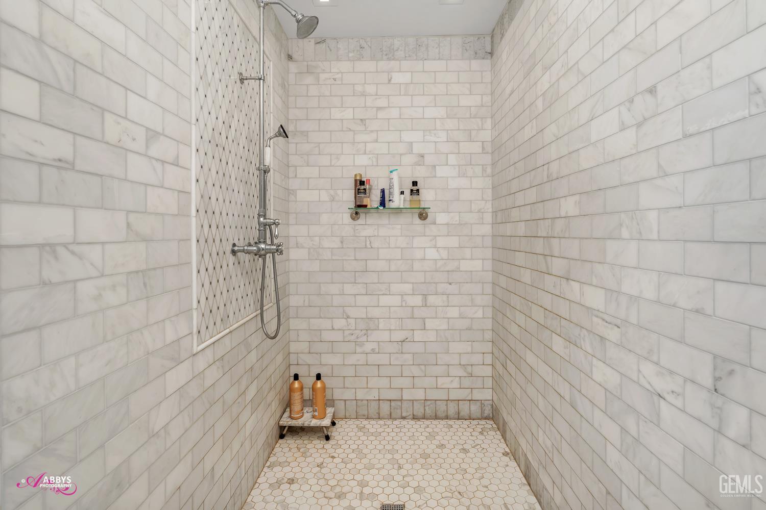 Undisclosed Address Bakersfield, CA 93301 - Photo 27 of 58