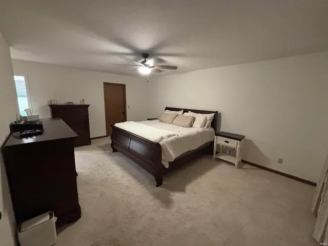 $440,000 | 1015 Honeysuckle Lane, Vincennes, IN 47591