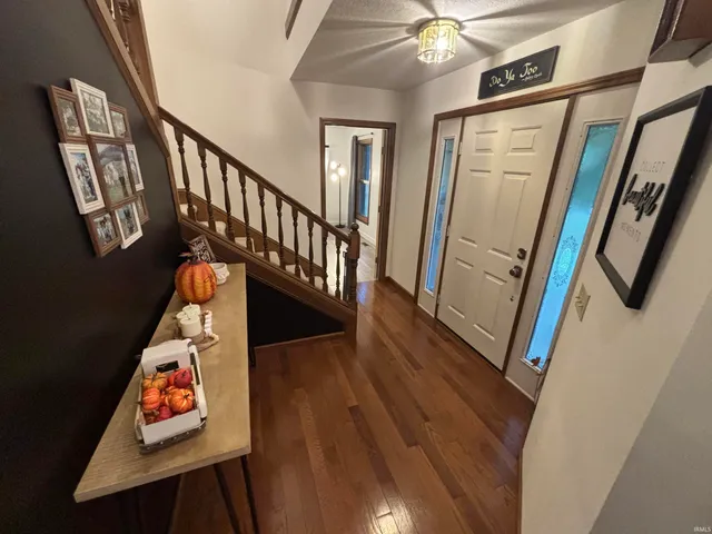 $440,000 | 1015 Honeysuckle Lane, Vincennes, IN 47591