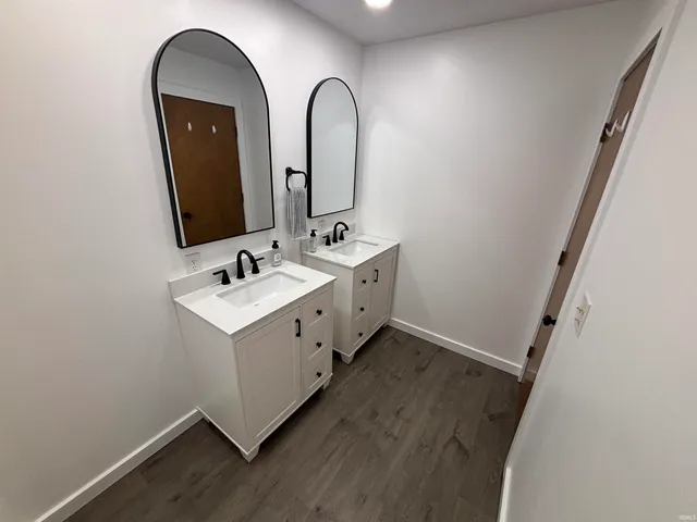 $440,000 | 1015 Honeysuckle Lane, Vincennes, IN 47591