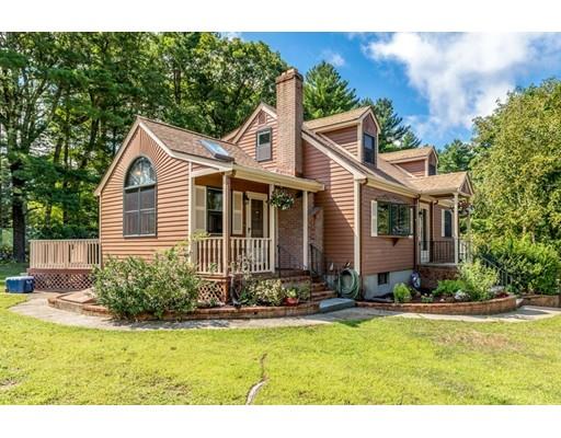 60 Hale Road Walpole, MA 02032 - Photo 3 of 30 Gallery Image 3