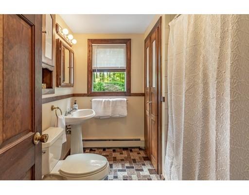 60 Hale Road Walpole, MA 02032 - Photo 10 of 30 Gallery Image 10