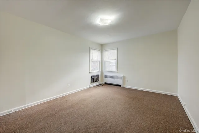 a view of a livingroom with furniture