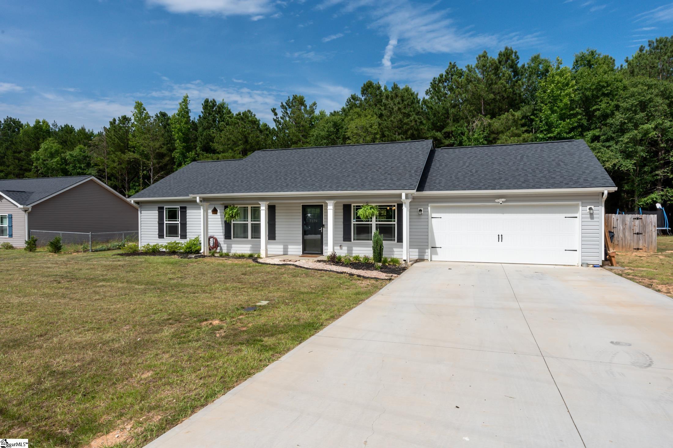 7379 Old Laurens Road Gray Court, SC 29645 - Photo 2 of 23 Gallery Image 2