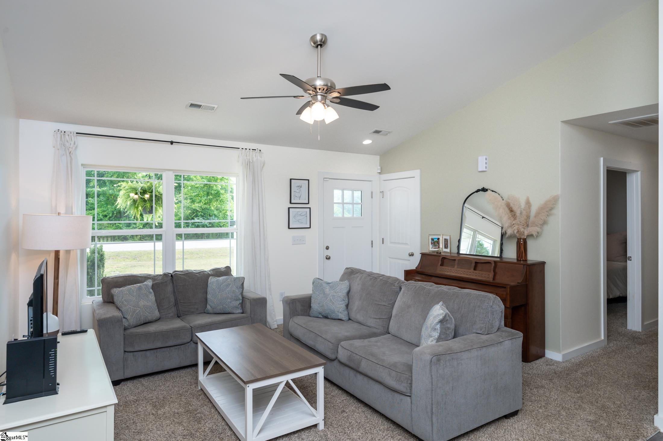7379 Old Laurens Road Gray Court, SC 29645 - Photo 5 of 23 Gallery Image 5