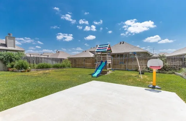 $2,800 | 2529 Kinnersley Lane, College Station, TX 77845