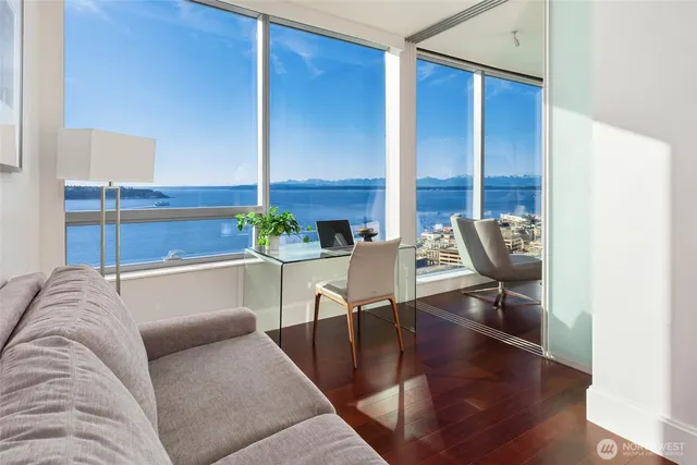 $2,790,000 | 1521 2nd Avenue, Unit 2004, Seattle, WA 98101