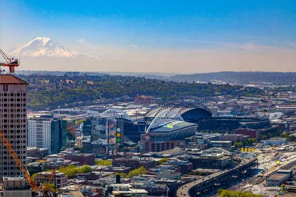 $2,790,000 | 1521 2nd Avenue, Unit 2004, Seattle, WA 98101