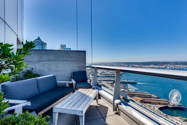 $2,790,000 | 1521 2nd Avenue, Unit 2004, Seattle, WA 98101