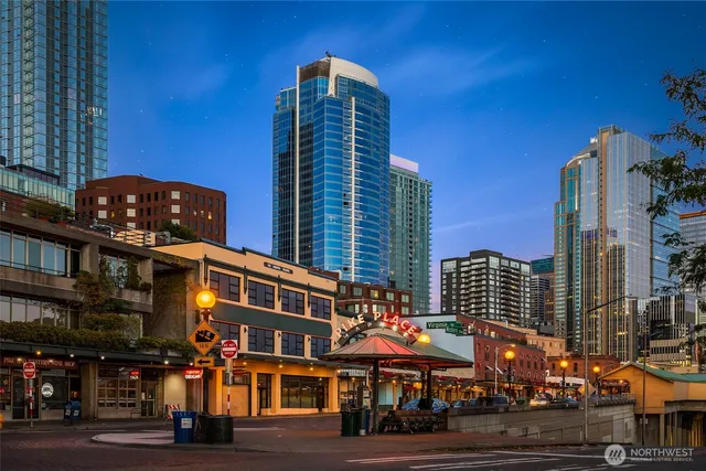 $2,790,000 | 1521 2nd Avenue, Unit 2004, Seattle, WA 98101