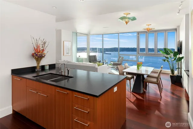 $2,790,000 | 1521 2nd Avenue, Unit 2004, Seattle, WA 98101