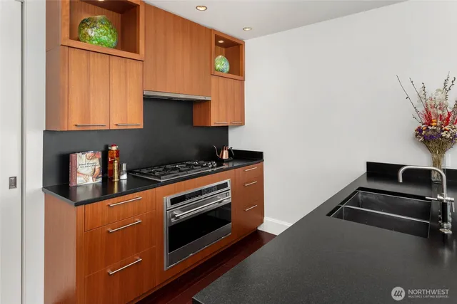 $2,790,000 | 1521 2nd Avenue, Unit 2004, Seattle, WA 98101