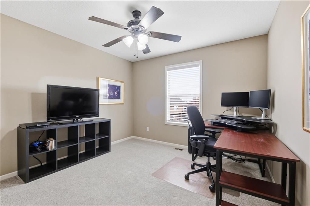 2308 Piatt Lane Olathe, KS 66061 - Photo 22 of 51