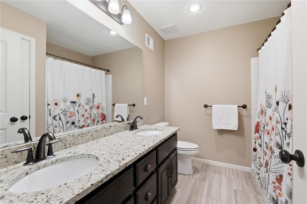 2308 Piatt Lane Olathe, KS 66061 - Photo 23 of 51