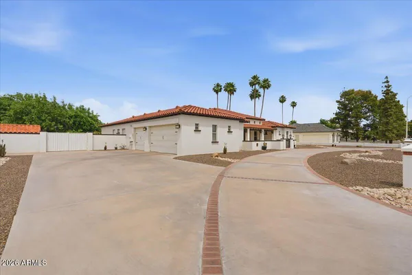$1,200,000 | 952 East Libra Drive, Tempe, AZ 85283