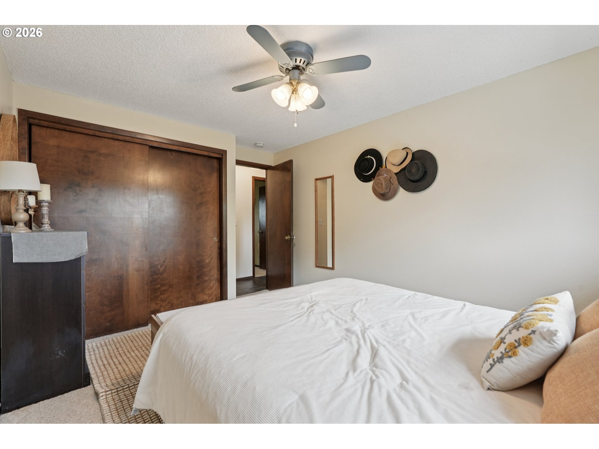 16660 Southeast Valley View Road Portland, OR 97267 - Photo 16 of 27