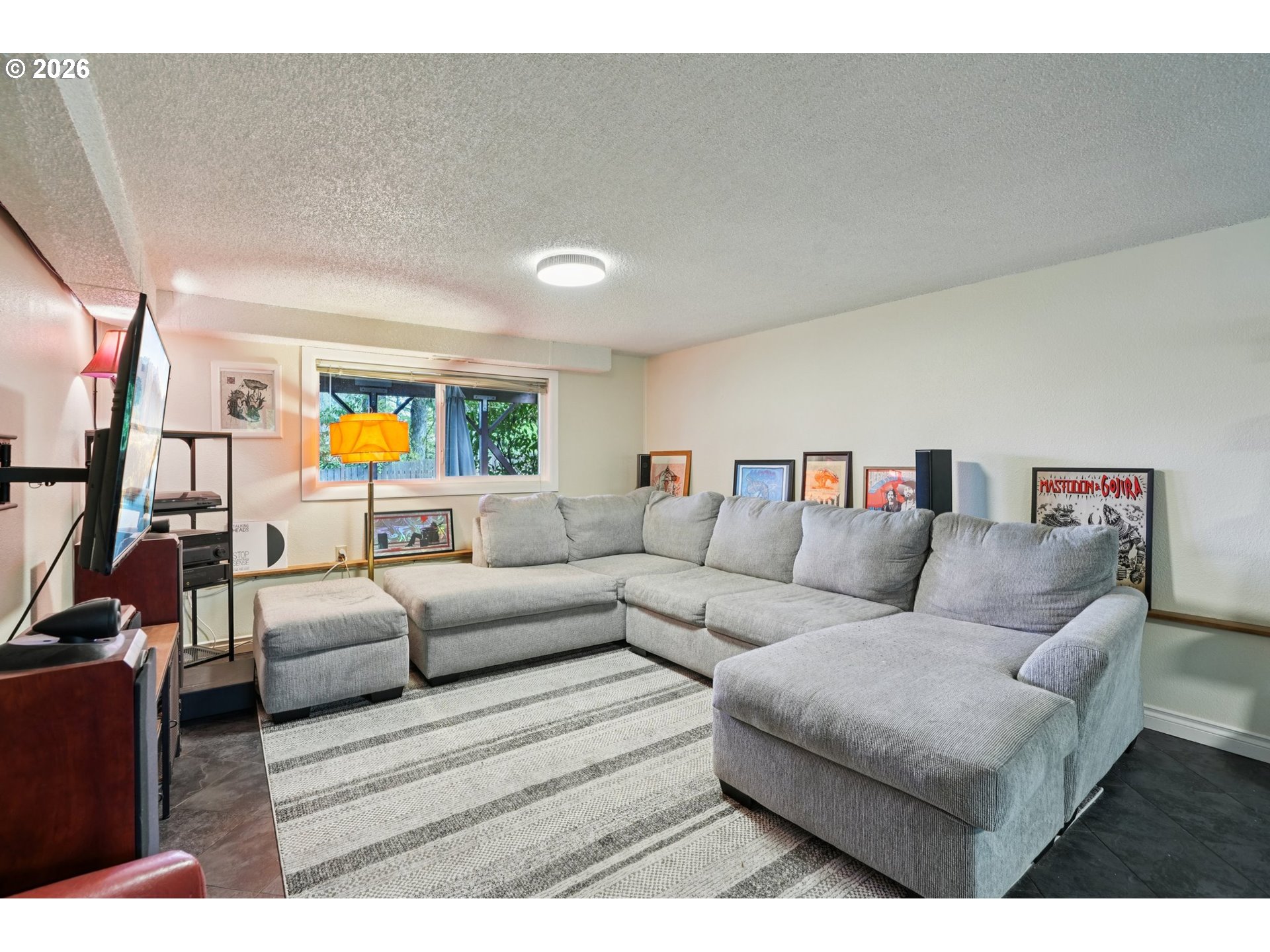 16660 Southeast Valley View Road Portland, OR 97267 - Photo 18 of 27