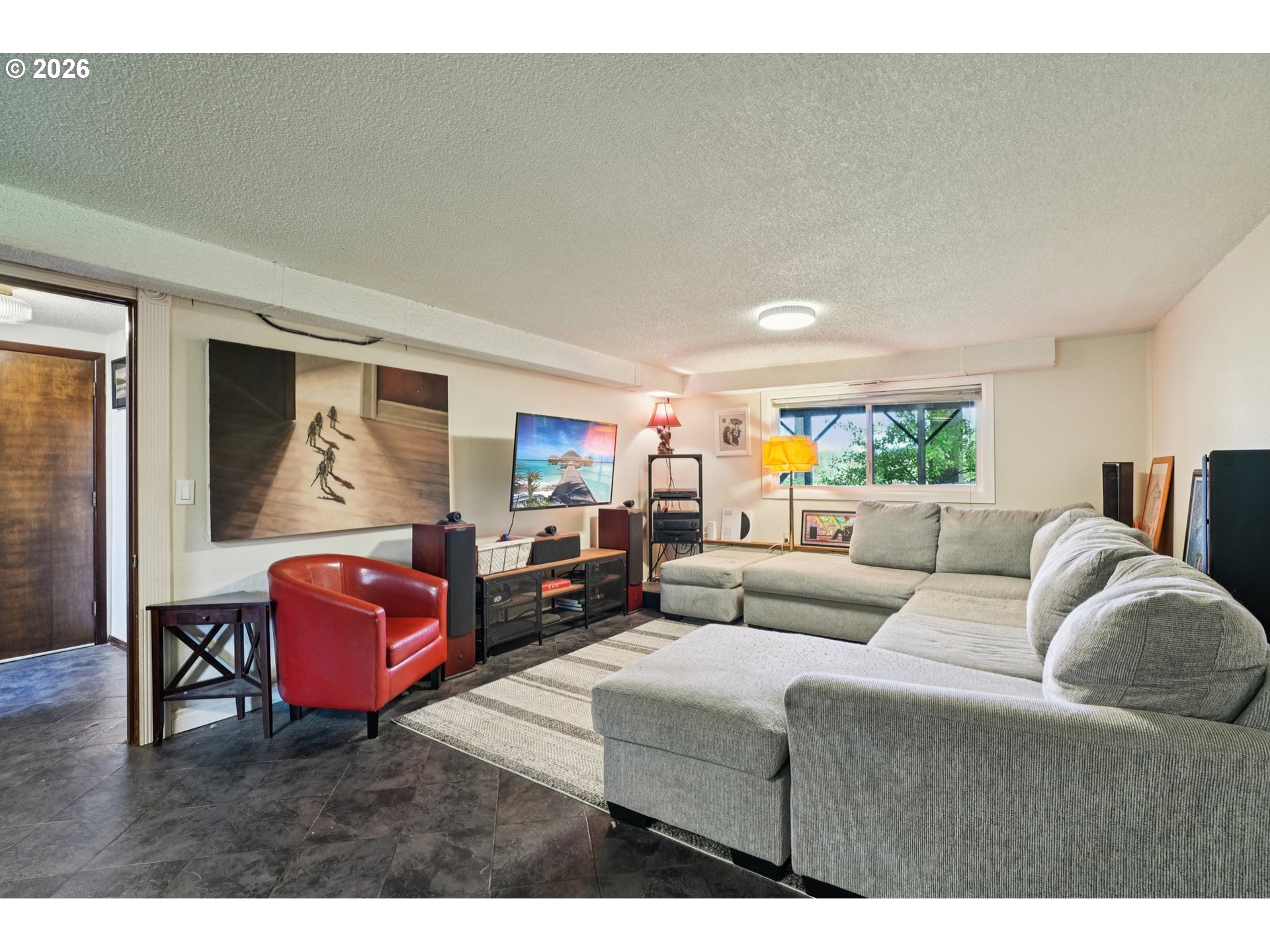 16660 Southeast Valley View Road Portland, OR 97267 - Photo 19 of 27