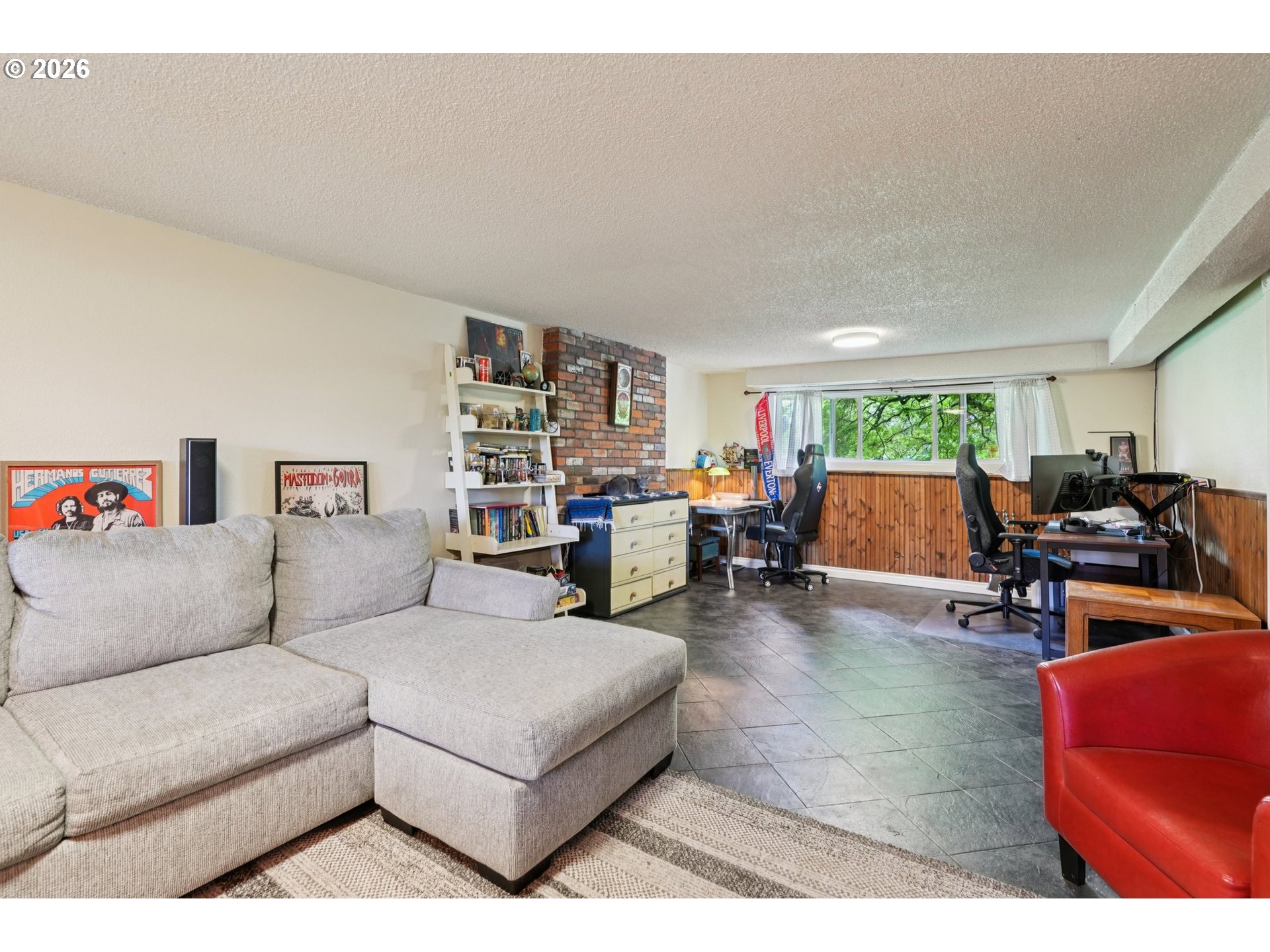 16660 Southeast Valley View Road Portland, OR 97267 - Photo 20 of 27