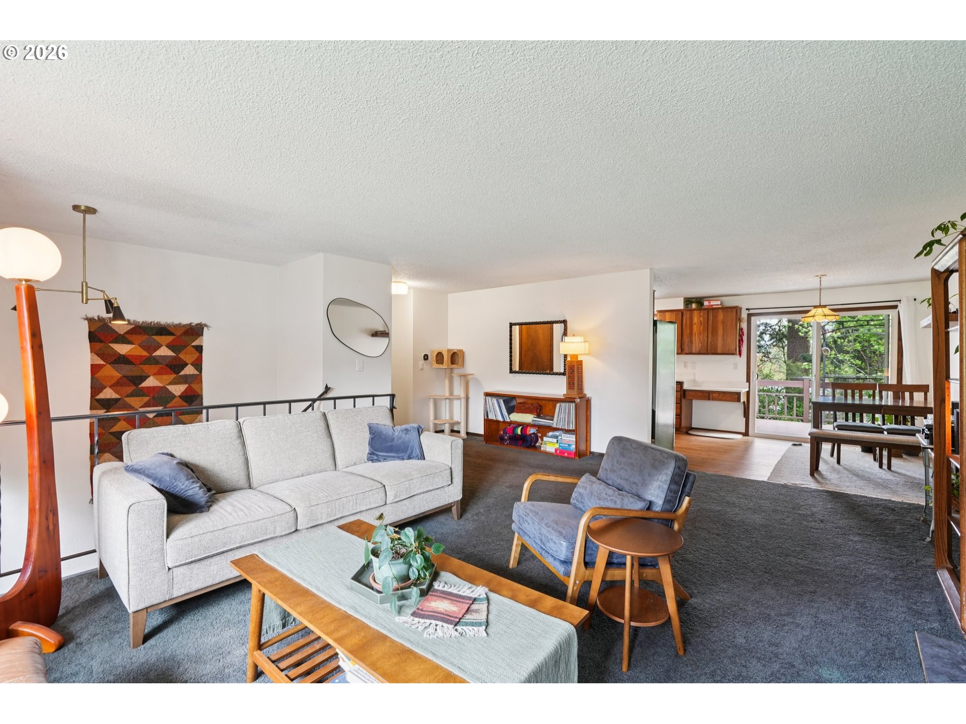 16660 Southeast Valley View Road Portland, OR 97267 - Photo 4 of 27