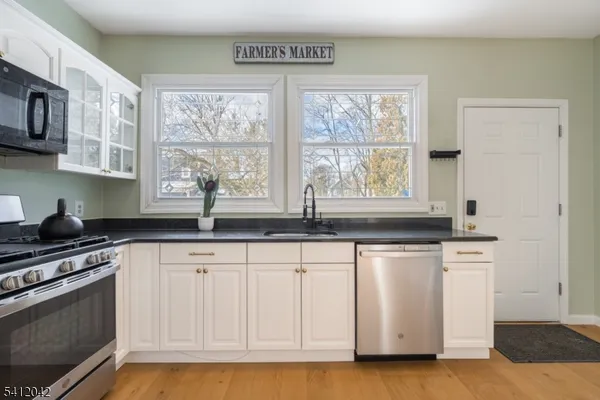 $2,750 | 30 Sussex Avenue, Unit 1, Morristown, NJ 07960