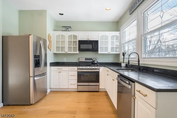 $2,750 | 30 Sussex Avenue, Unit 1, Morristown, NJ 07960