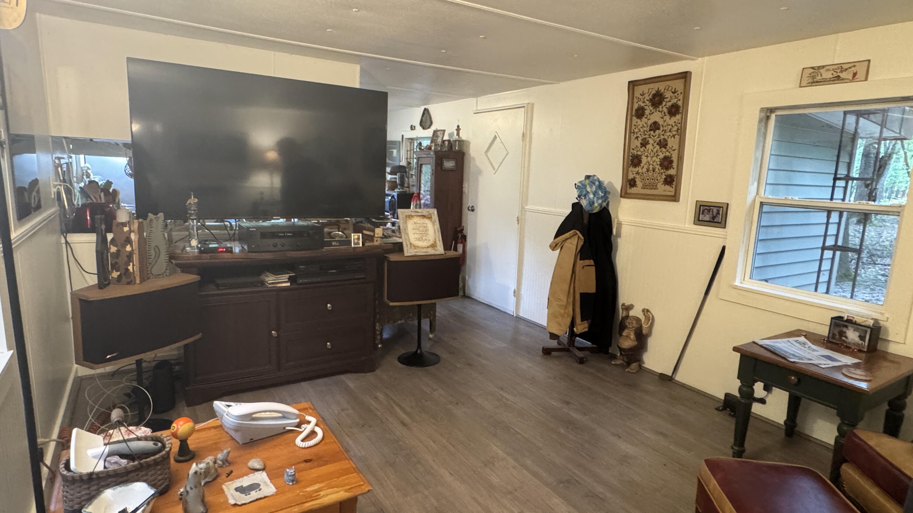 2404 Bialik Road Manistee, MI 49660 - Photo 4 of 20 4