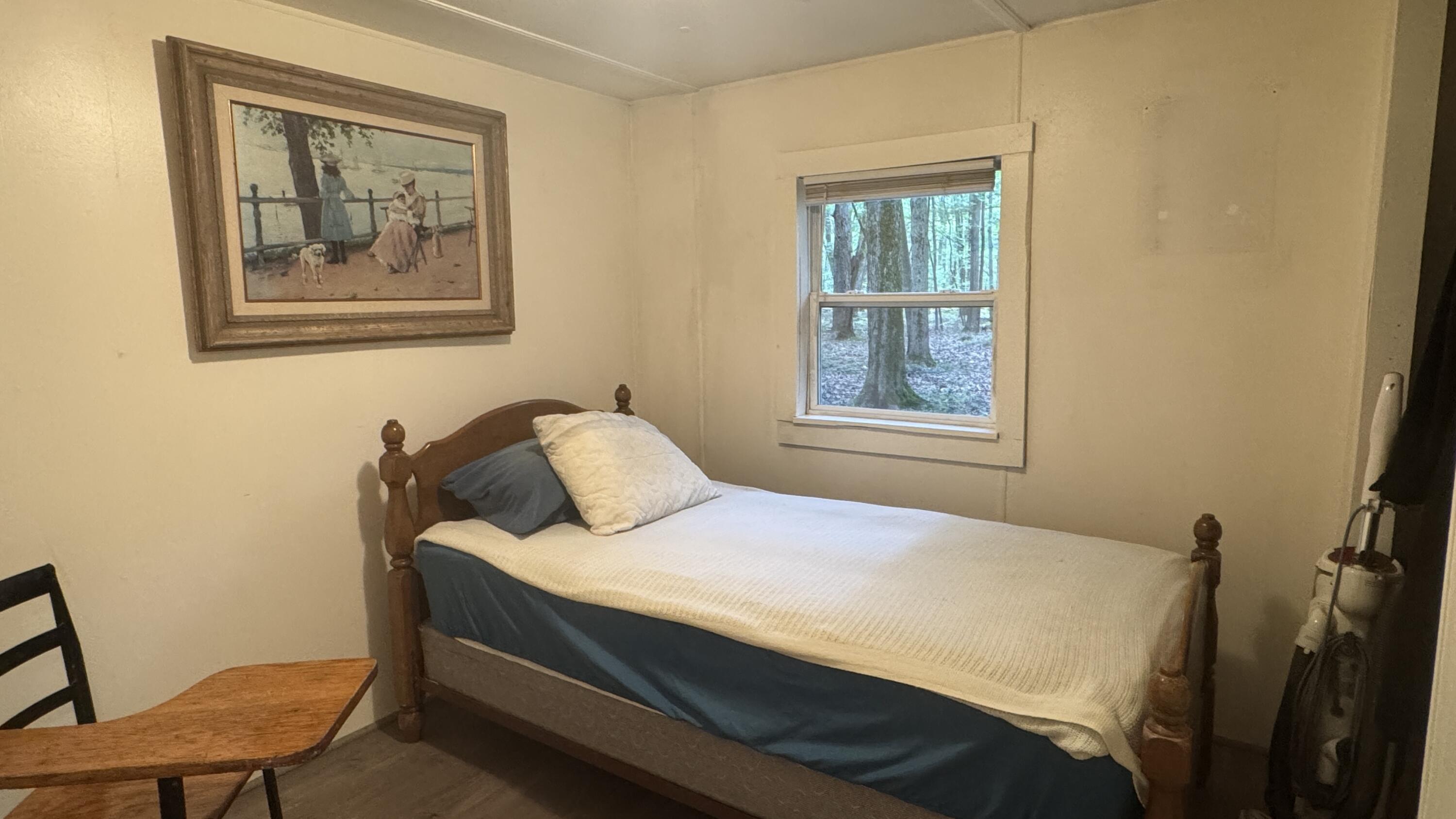 2404 Bialik Road Manistee, MI 49660 - Photo 8 of 20 8