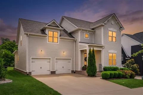$965,000 | 324 River Bluff Drive, Franklin, TN 37064