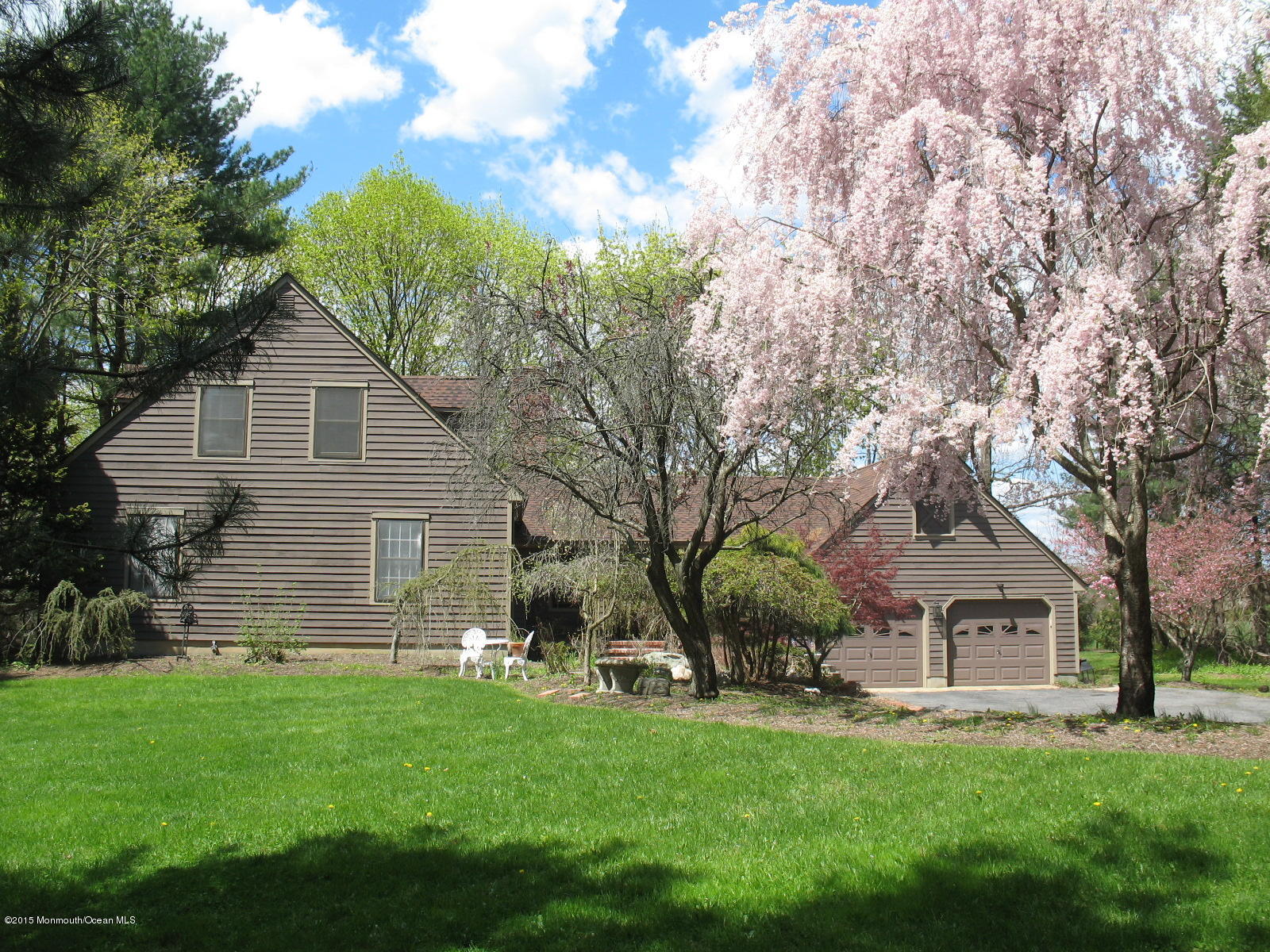 163 Crawfords Corner Road Holmdel, NJ 07733 - Photo 1 of 50 163 Crawfrod 3 009