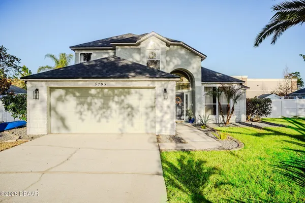 $3,500 | 5795 Windsor Hill Drive, Port Orange, FL 32128