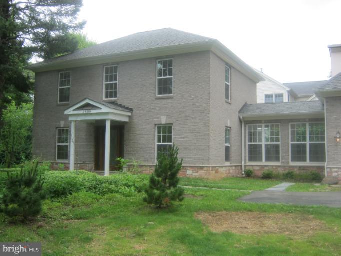 Exterior (Front)
