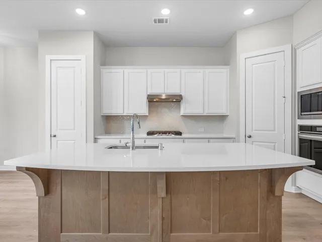 $2,750 | 16646 Texas Hill, Cypress, TX 77433