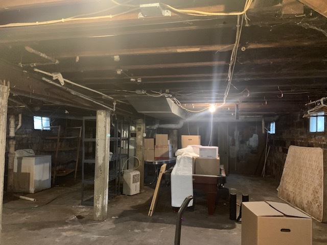 514 Marcy Street Ottawa, IL 61350 - Photo 51 of 54 a room with gym equipment