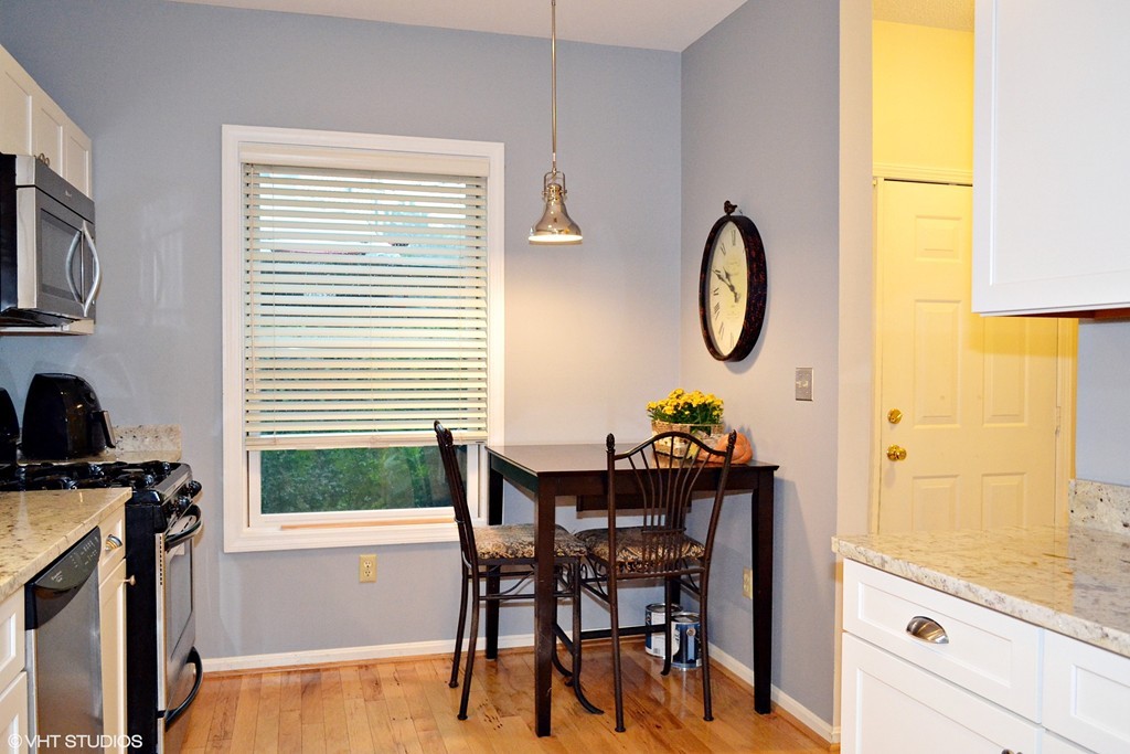 201 Bedford Road, Unit 54 Woburn, MA 01801 - Photo 9 of 22