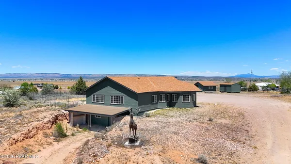 $749,000 | 780 West Willow Wind Trail, Paulden, AZ 86334