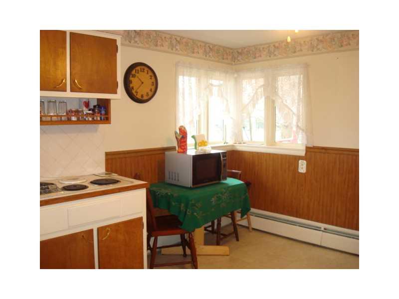 1013 Cheriwood Road Pulaski, PA 16143 - Photo 5 of 17 Kitchen.
